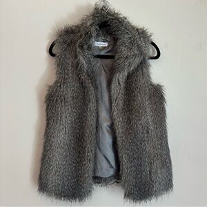 Calvin Klein Faux Fur Vest Gray Sleeveless Winter Layering Piece Size S